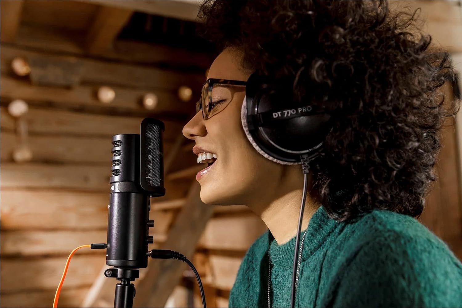 Beyerdynamic DT 770 Pro Studio Headphones 80 Ohm - Key Specifications