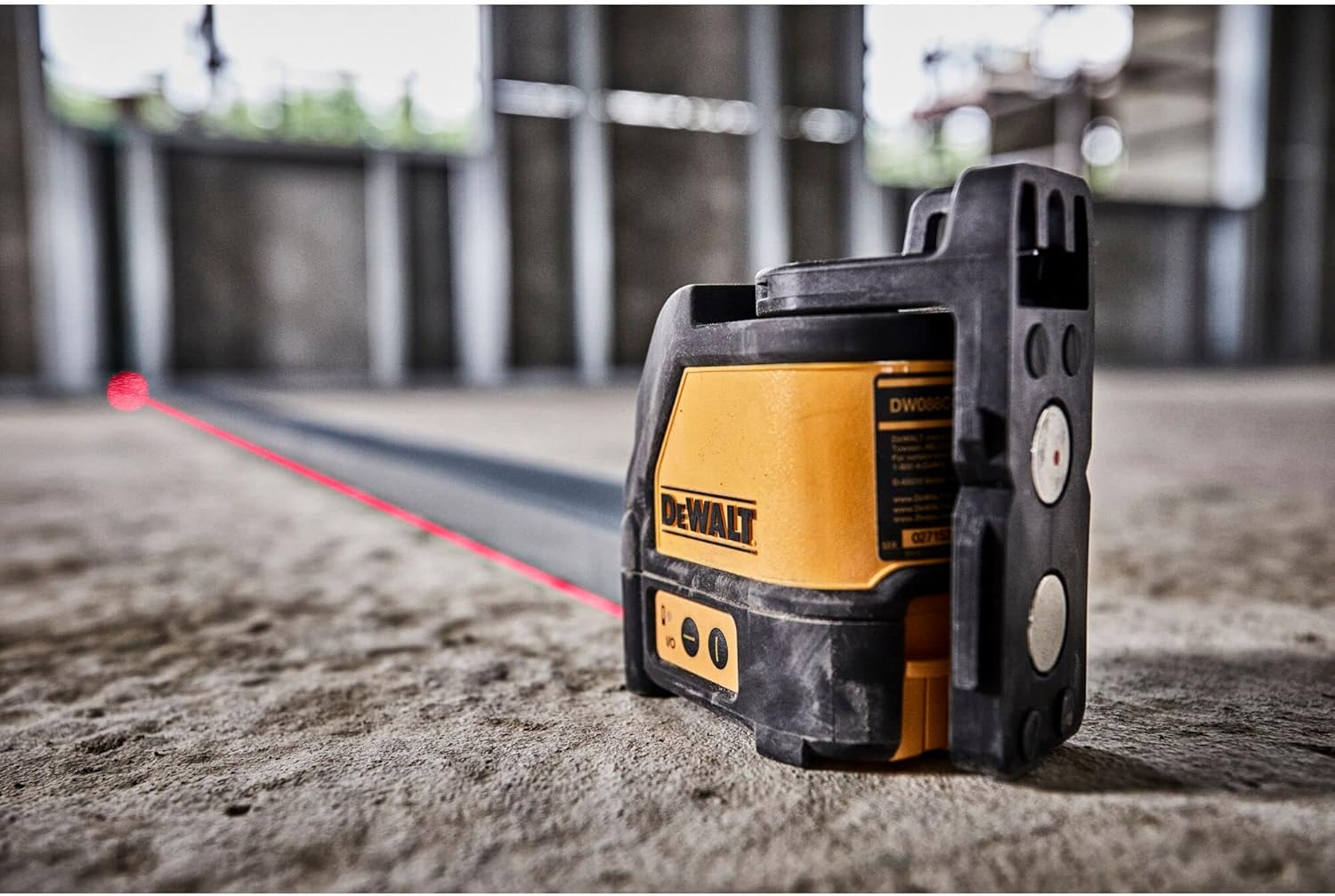 DEWALT DW088K Cross Line Laser Level Red - Final Verdict