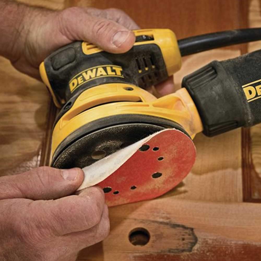 DeWalt DWE6423 5 Inch Random Orbit Sander - How It Compares