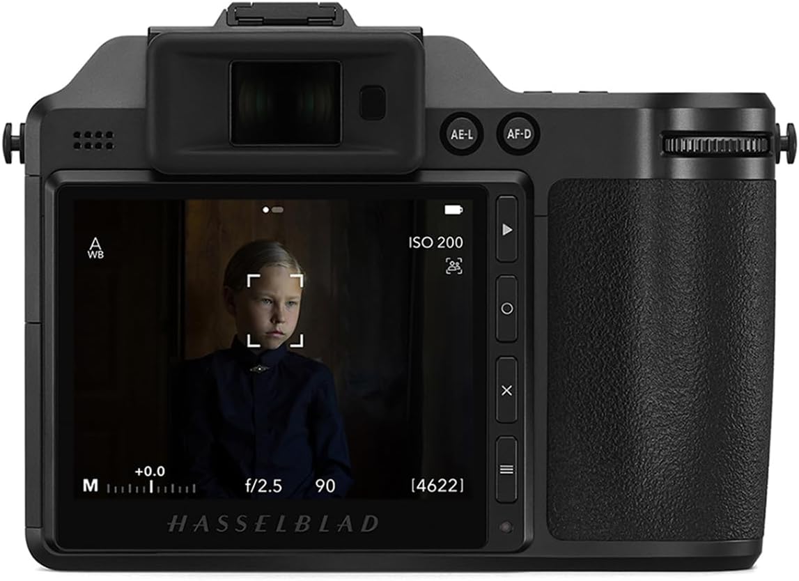 Hasselblad X2D 100C Medium Format Camera - Performance Testing