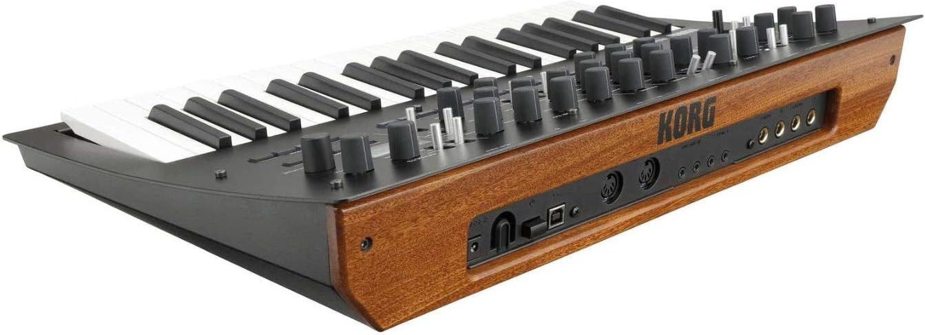 Korg Minilogue XD Polyphonic Analog Synthesizer - Design and Build Quality