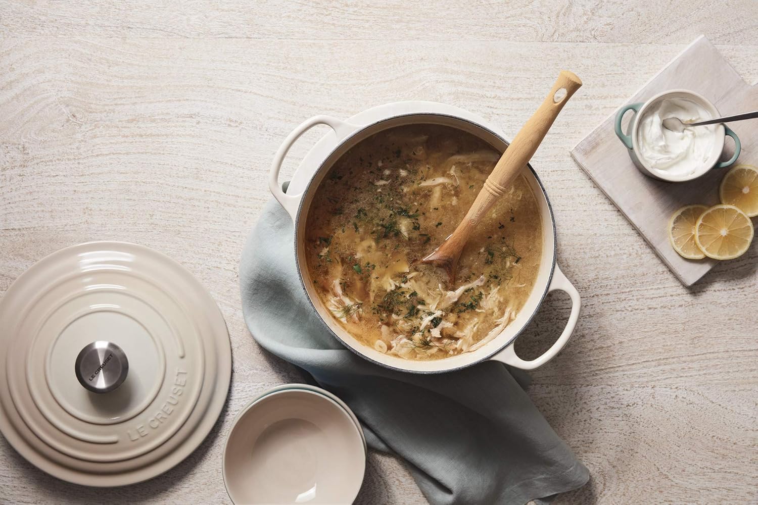 Le Creuset Enameled Cast Iron Dutch Oven 5.5 Qt - How It Compares