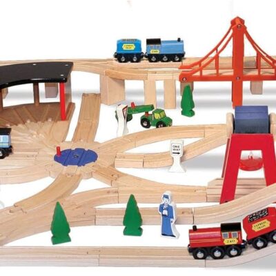 Melissa and Doug Deluxe Wooden Railway Set 130 Pieces Review: Why 100,000+ Amazon Buyers Can't Stop Raving About It - Product Image