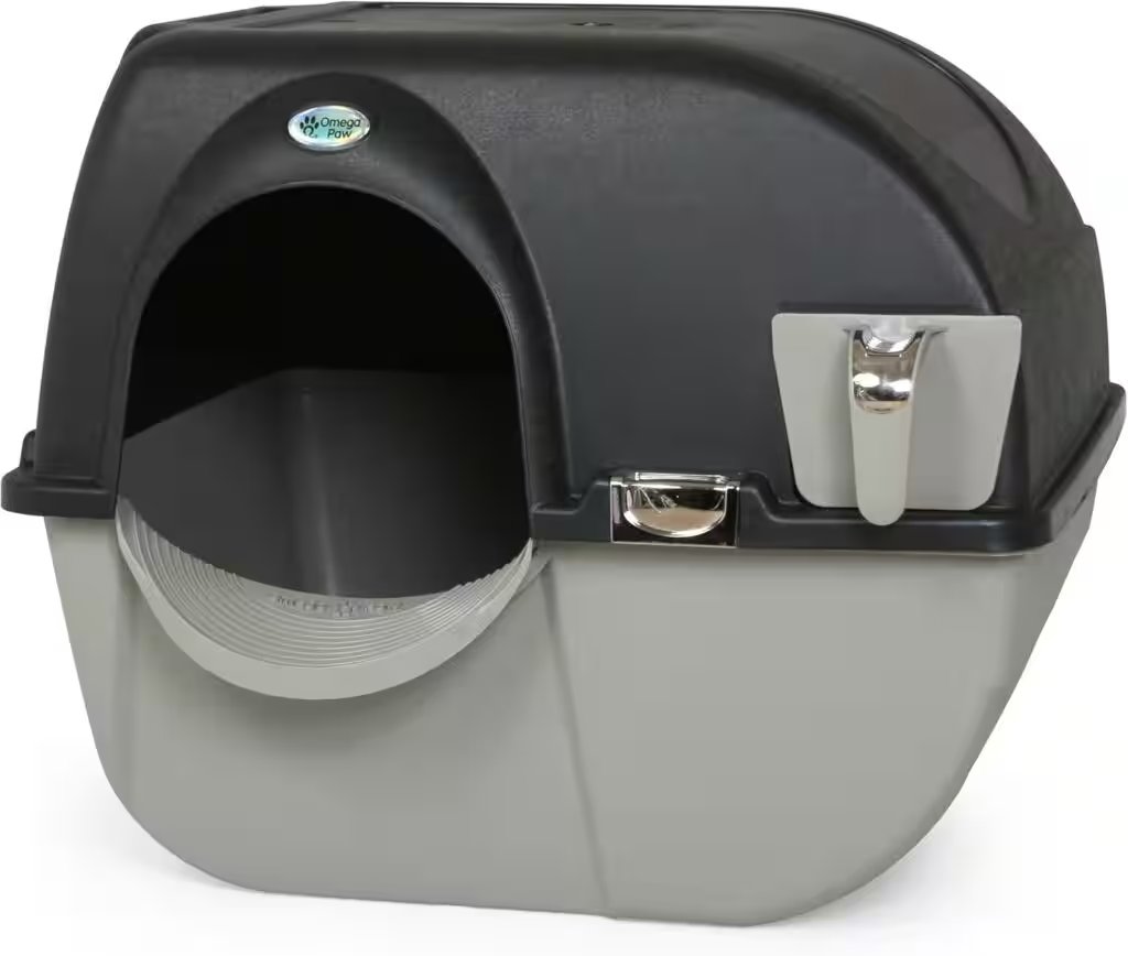 Omega Paw Roll n Clean Self-Cleaning Litter Box Review: 15,000+ Reviews Can't Be Wrong — Or Can They? - Product Image