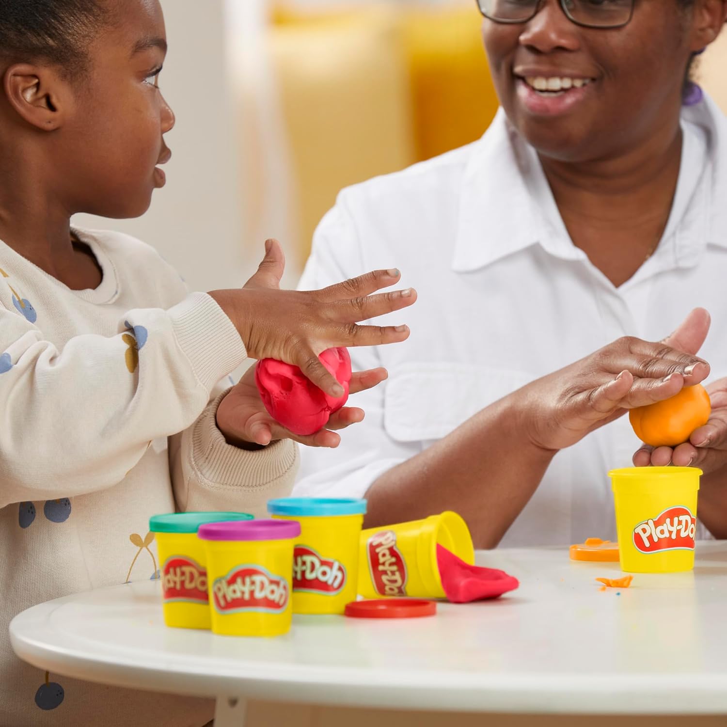 Play-Doh Modeling Compound 10-Pack Case - Performance Testing