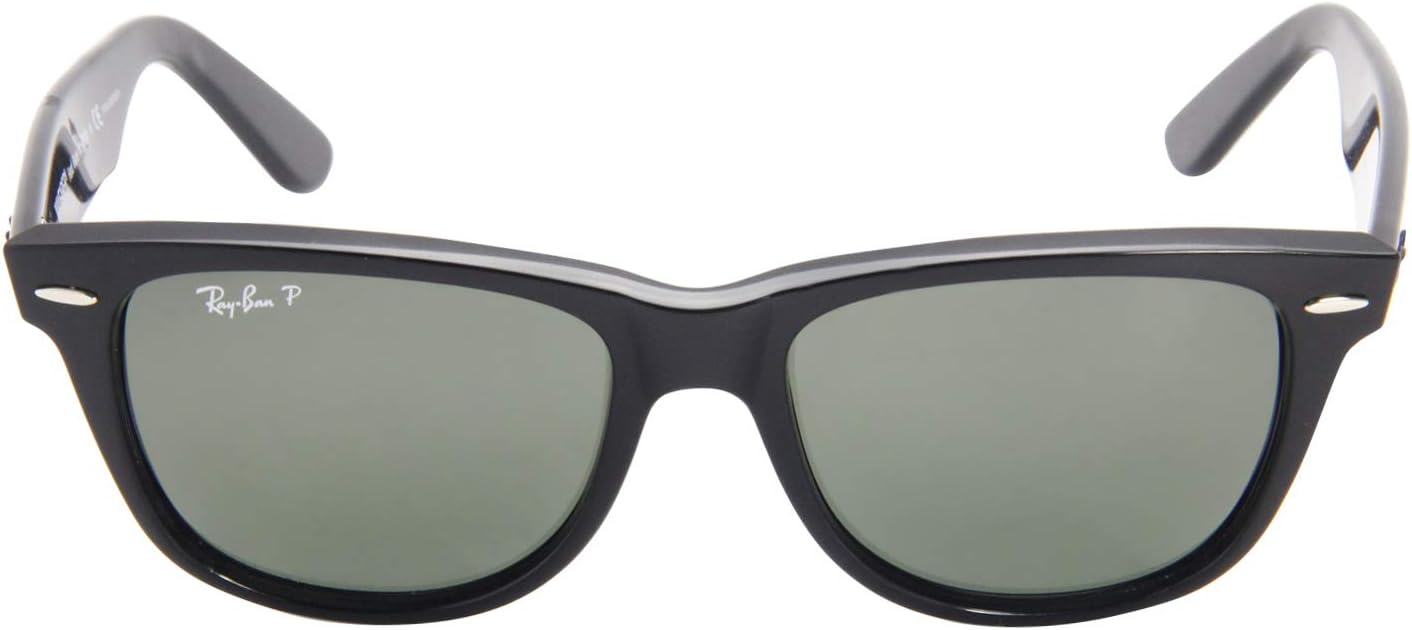 Ray-Ban Aviator Classic Sunglasses - Design and Build Quality