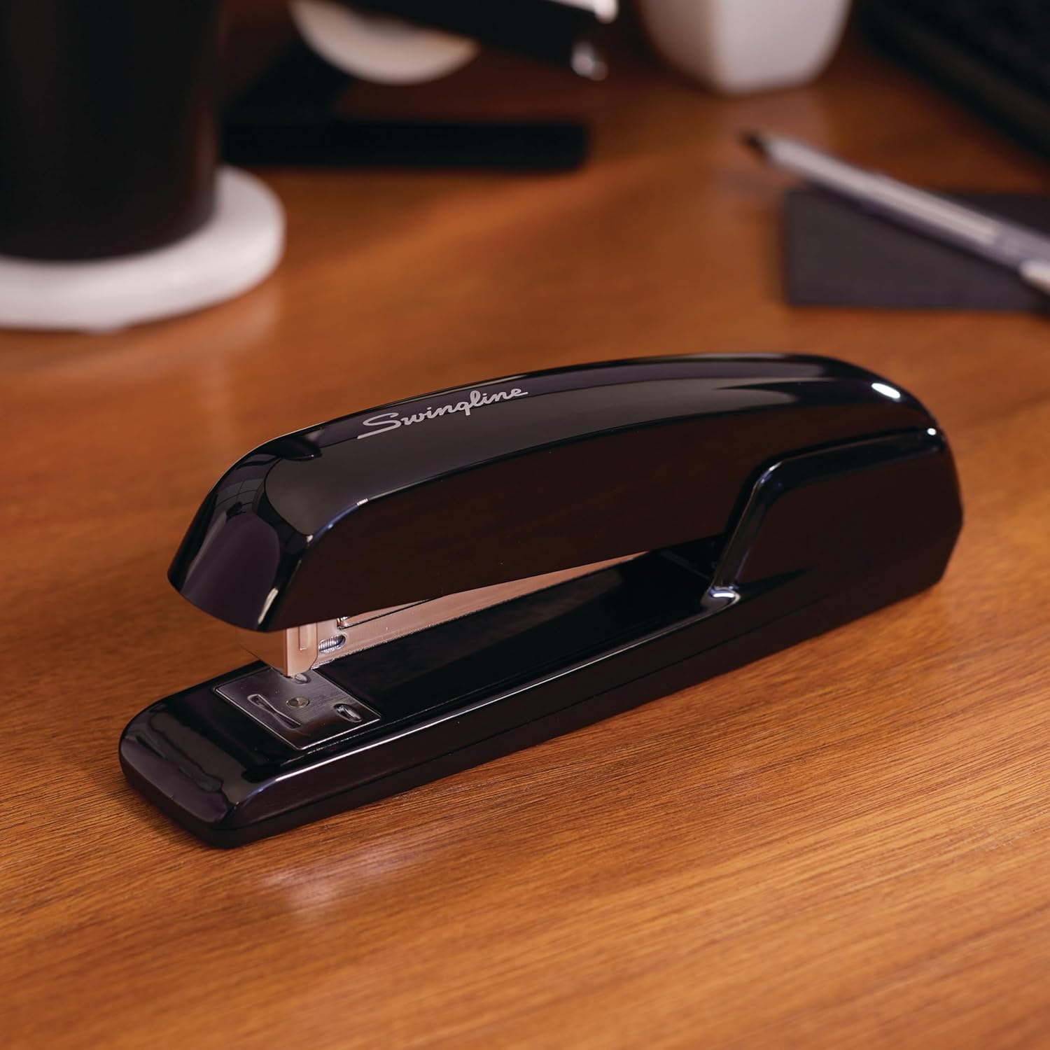 Swingline Stapler, 747 Classic Desktop, 20-Sheet Capacity - Performance: Where It Counts