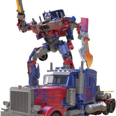 Transformers Studio Series Optimus Prime Voyager Review — The Amazon Favorite With 8,000+ Ratings Put to the Test - Product Image