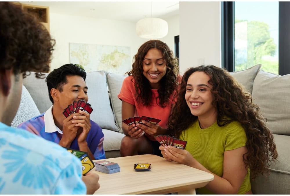 UNO Show Em No Mercy Card Game - Design and Build Quality