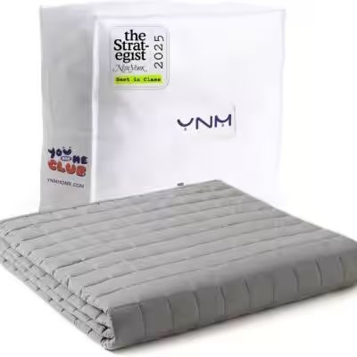 YnM Weighted Blanket 20lbs 60x80 Queen Review — The Amazon Favorite With 40,000+ Ratings Put to the Test - Product Image